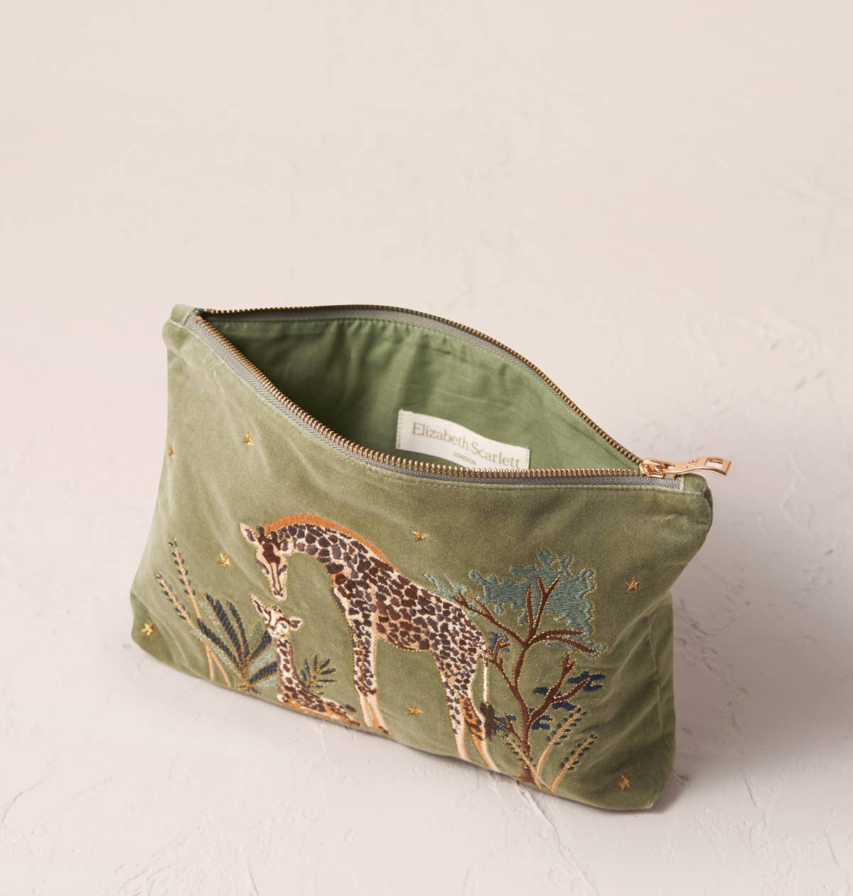 Giraffe Mother & Baby Everyday Pouch