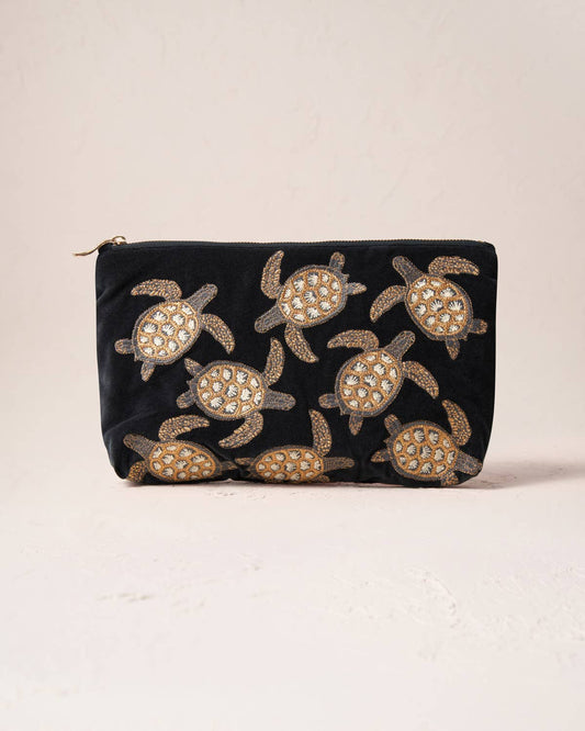 Turtle Conservation Everyday Pouch